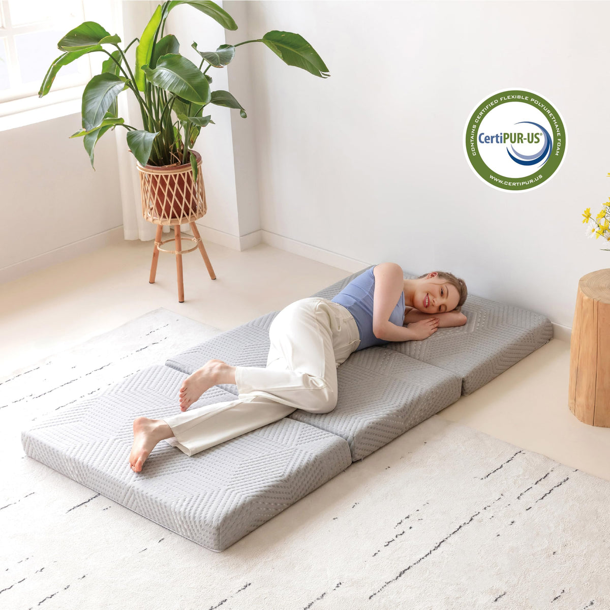 4 Inch Gel Memory Foam Trifold Mattress P794